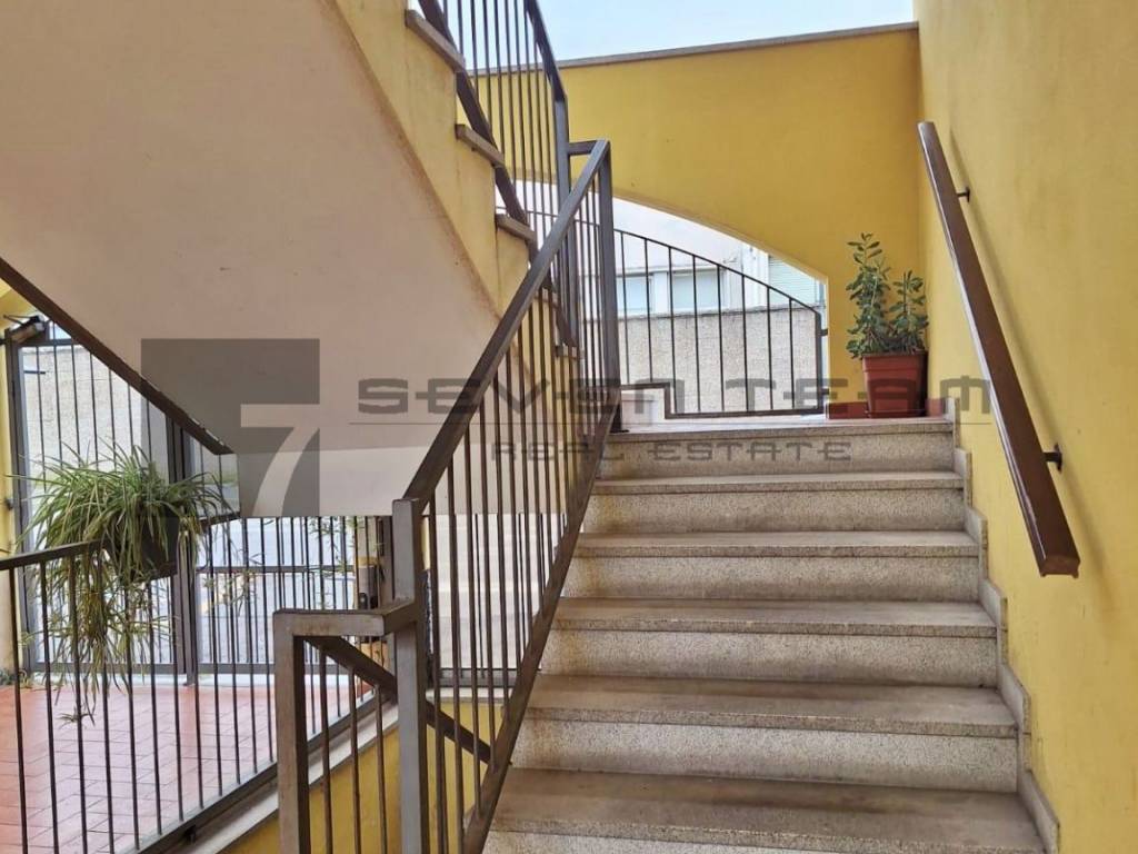 Appartamento a Rodano in Via Milano - Foto 4