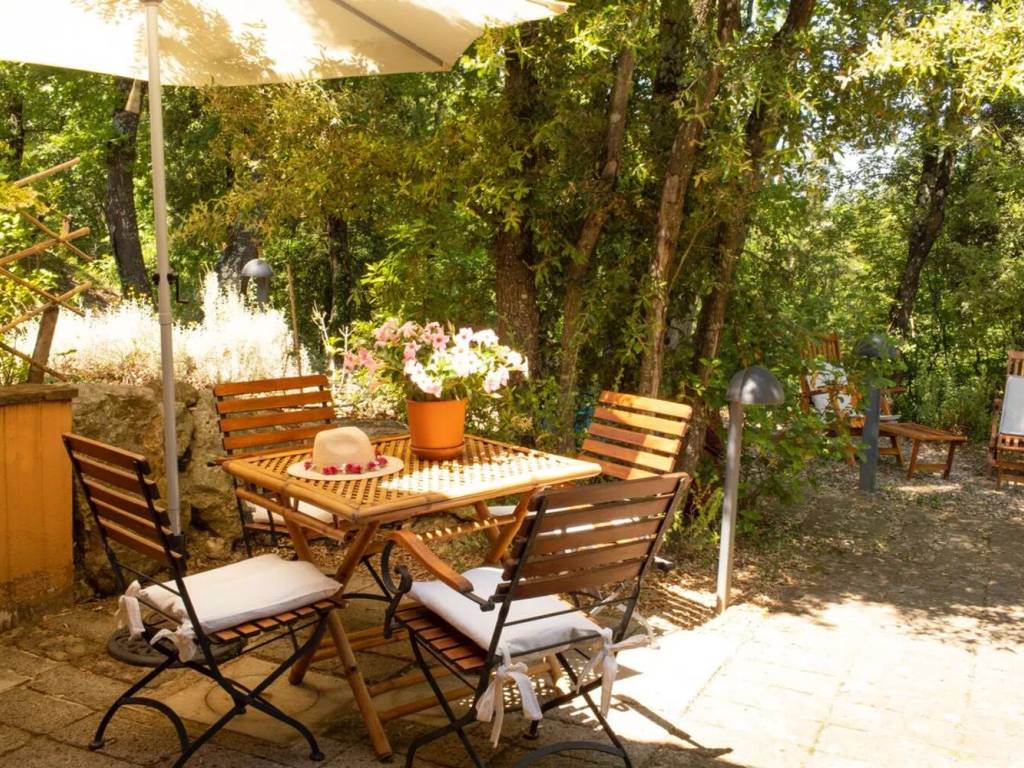 Appartamento a Gambassi terme in Via Camporbiano - Foto 2