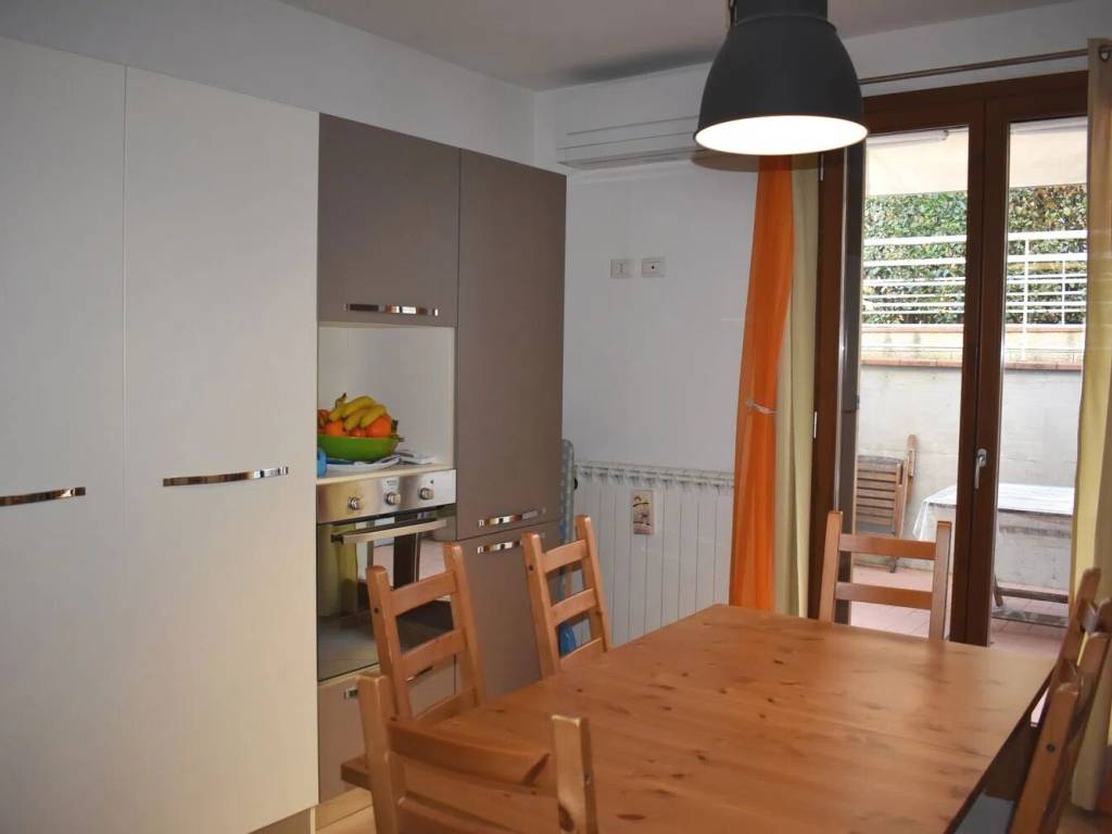 Appartamento a Gambassi terme in Viale Antonio Gramsci - Foto 4