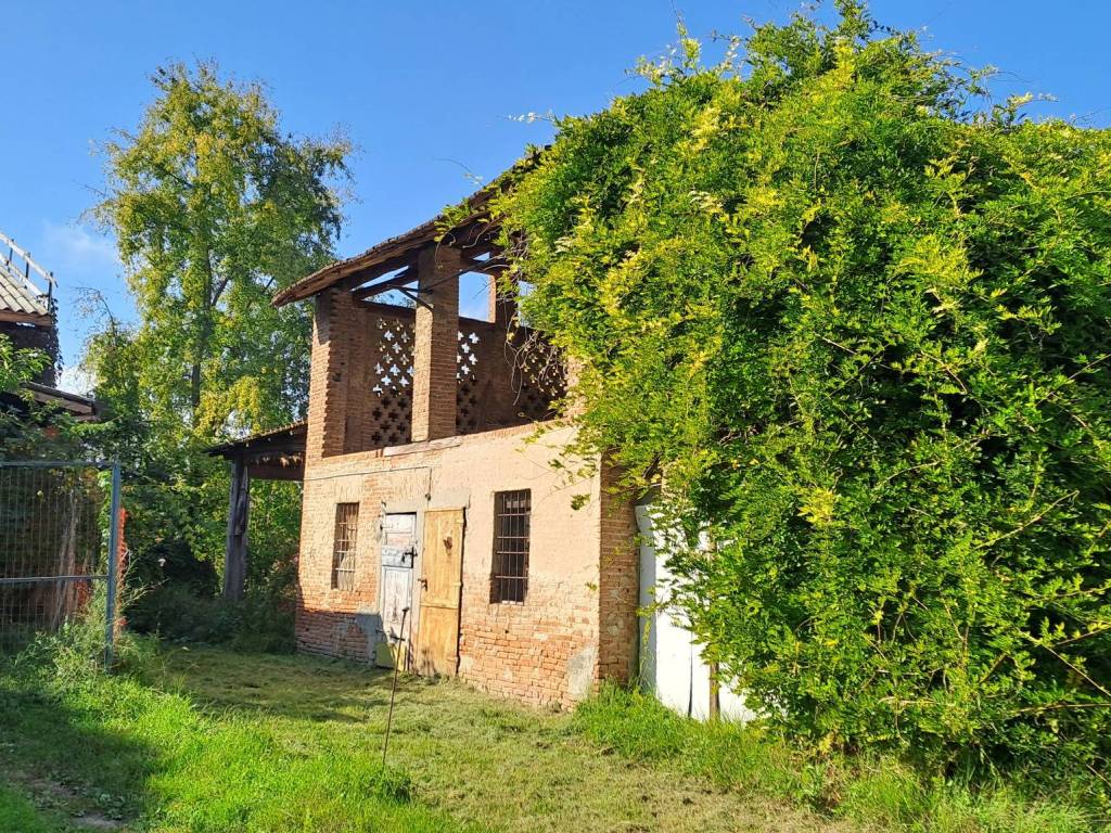 Villa a Santa giuletta in Via Martiri della Libertà, 118 - Foto 4