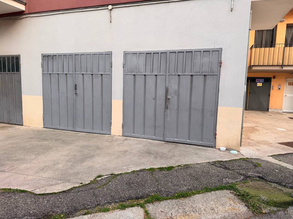 Box / garage a Pavia in Via Paolo Gorini, 5 - Foto 2