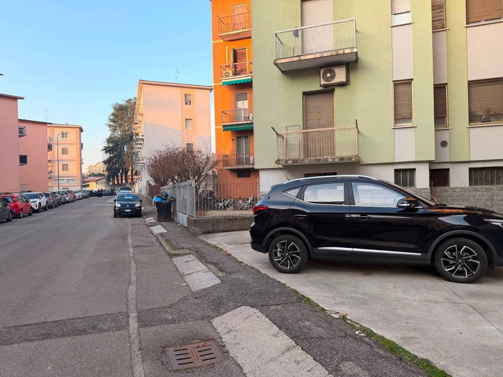 Box / garage a Pavia in Via Paolo Gorini, 5 - Foto 3