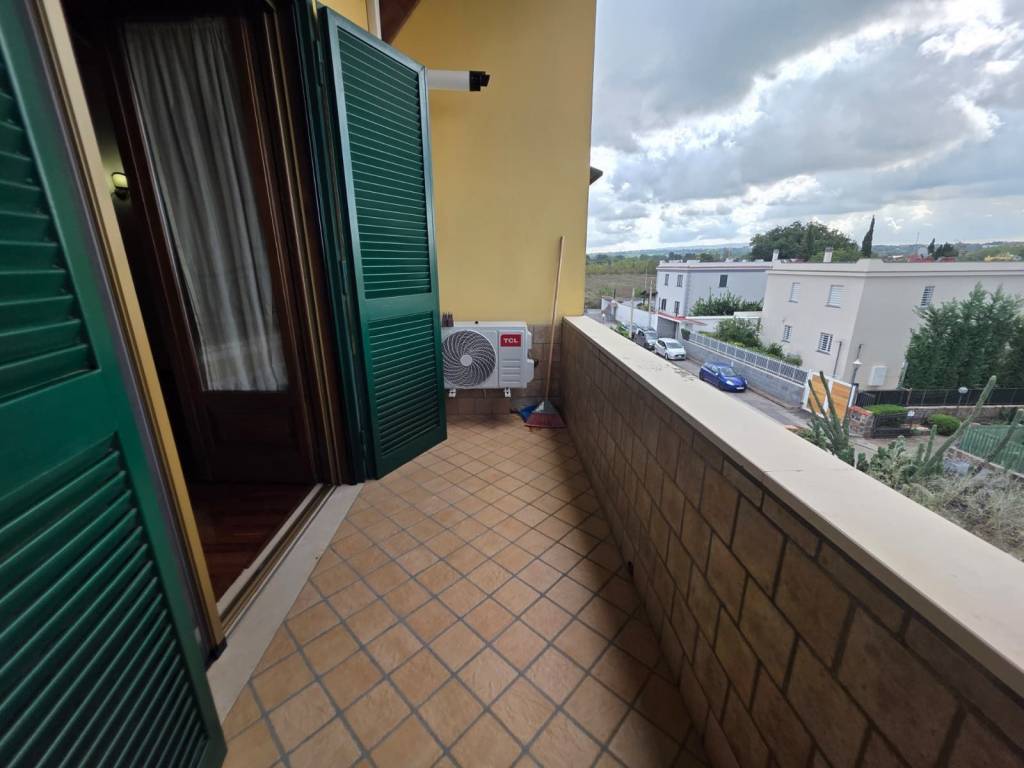 Villa a Giugliano in campania in Via Carrafiello, 34 - Foto 5