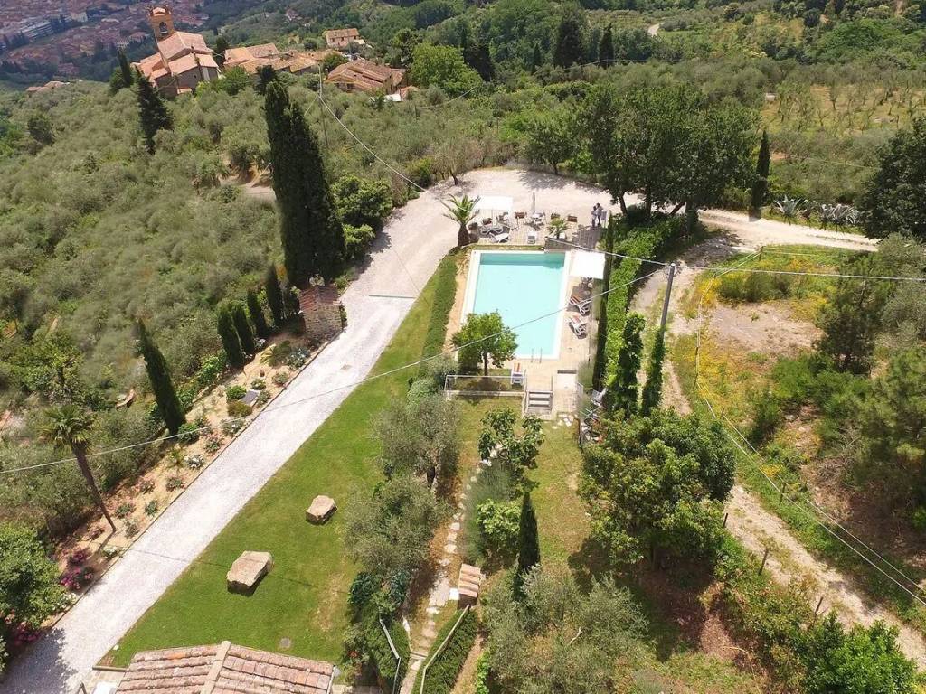 Villa a Pescia in Urb. Monte A Pescia Collodi-Ponte All'Abate-Monte A Pescia - Foto 4