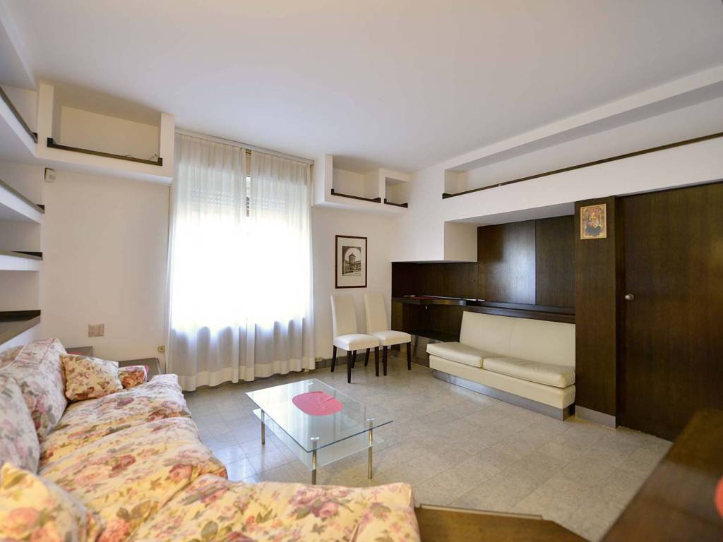 Appartamento a Bergamo in Via Francesco Nullo, 39 - Foto 2