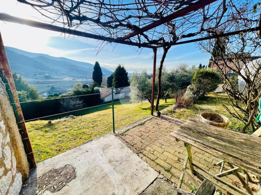 Casa indipendente a Caprino veronese in Via Cristo, 7 - Foto 3