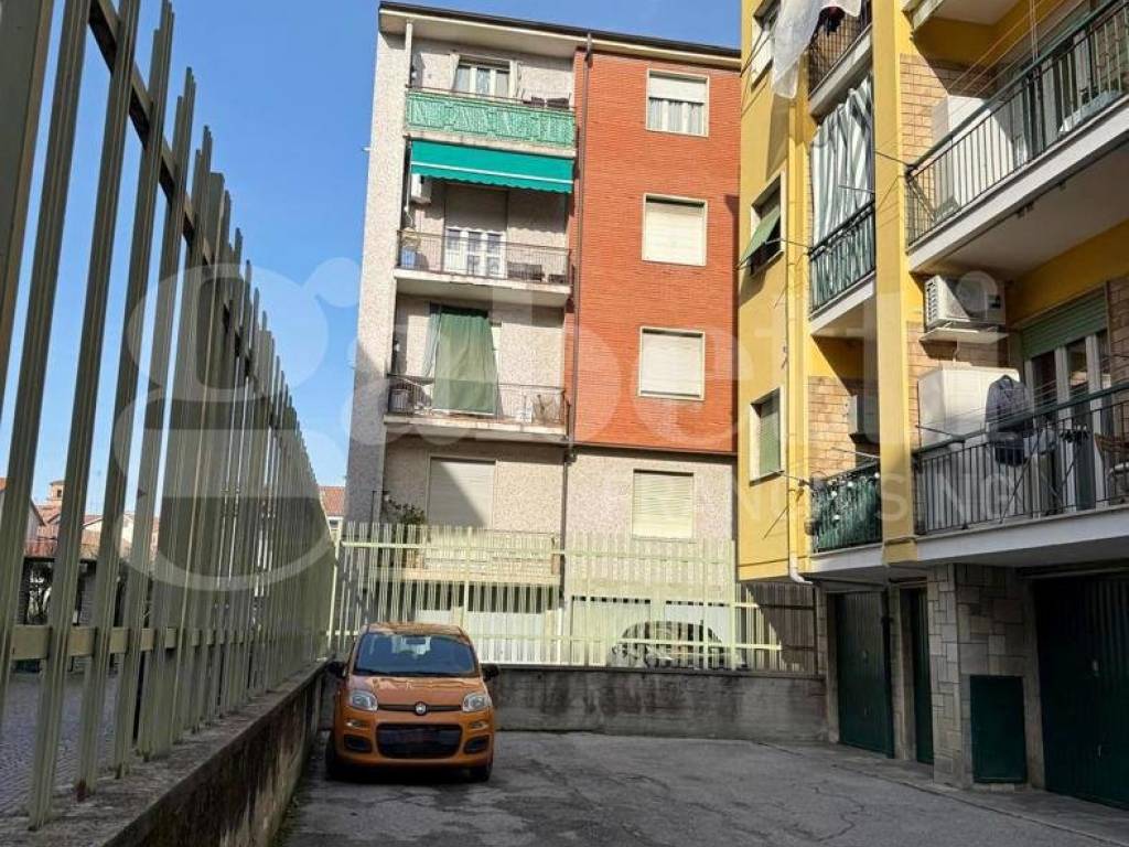 Appartamento a Bra in Via Piave - Foto 2