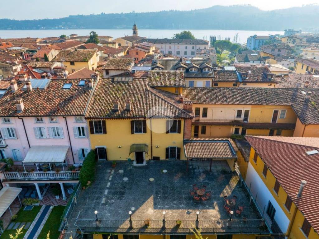 Palazzo / stabile a Salò in Via Gasparo da Salò, 78 - Foto 2