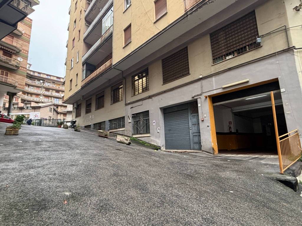 Box / garage a Avellino in Via Tagliamento, 61 - Foto 2