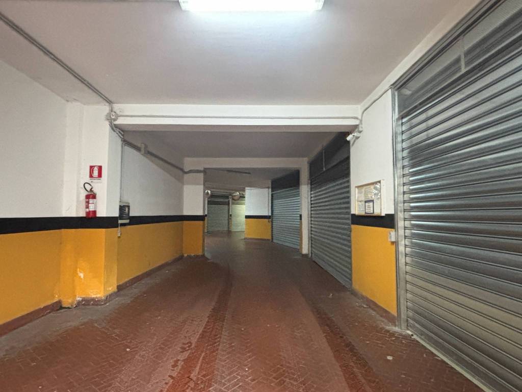 Box / garage a Avellino in Via Tagliamento, 61 - Foto 3