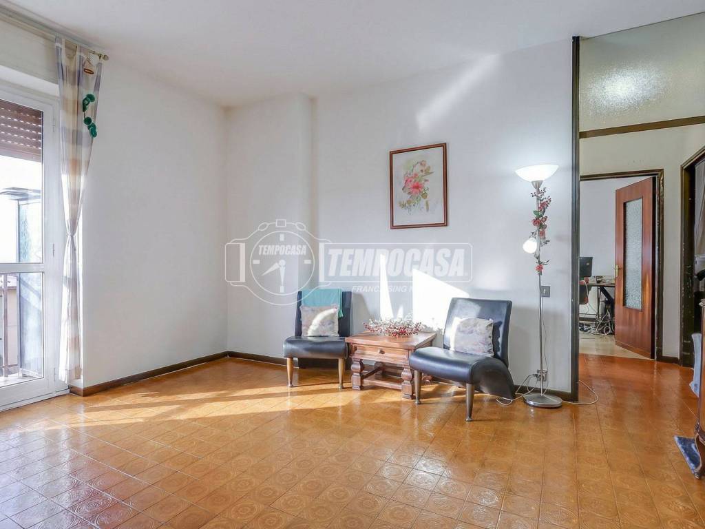 Appartamento a Golasecca in Via Guglielmo Marconi - Foto 2
