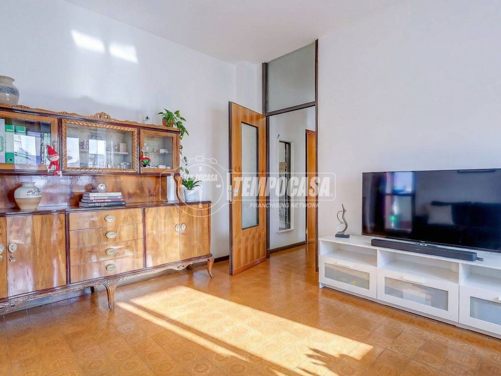 Appartamento a Golasecca in Via Guglielmo Marconi - Foto 3
