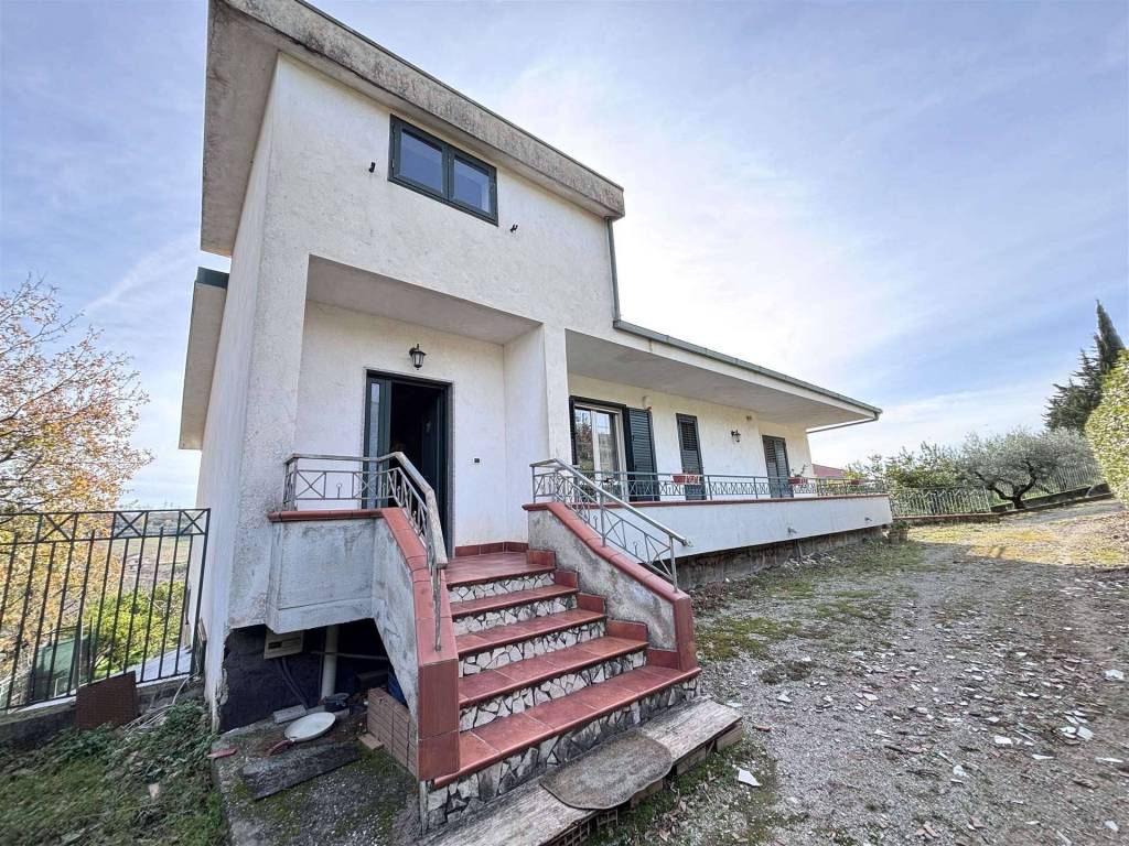 Casa indipendente a Montecorvino pugliano in Via Dei Girasoli, 12 - Foto 2