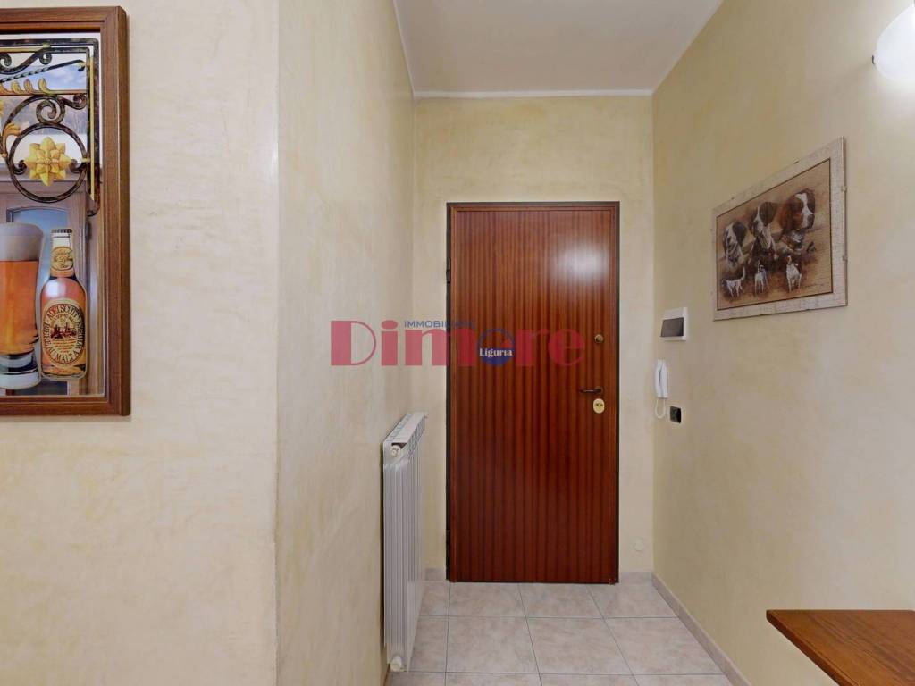 Appartamento a Finale ligure in Via Ippolito Nievo, 5 - Foto 5