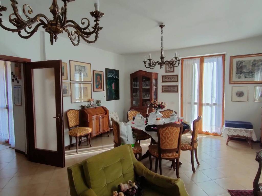 Villa a Pitigliano in Via E. Gervasi - Foto 4