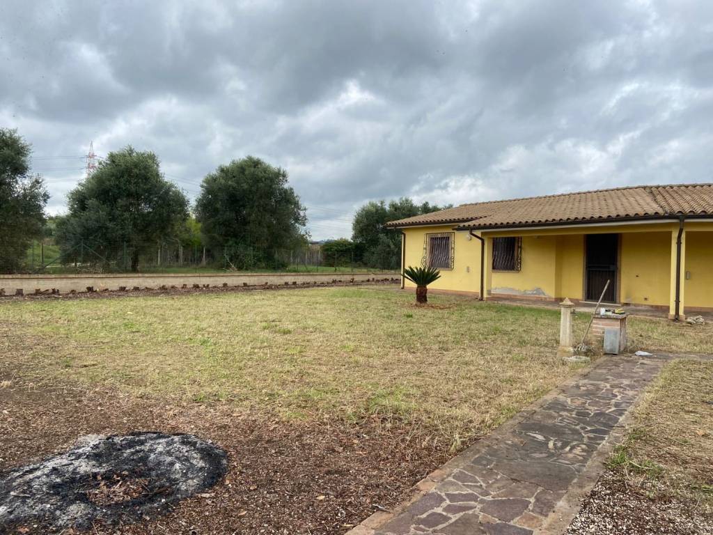 Villa a Capena in Località Santa Marta - Foto 2