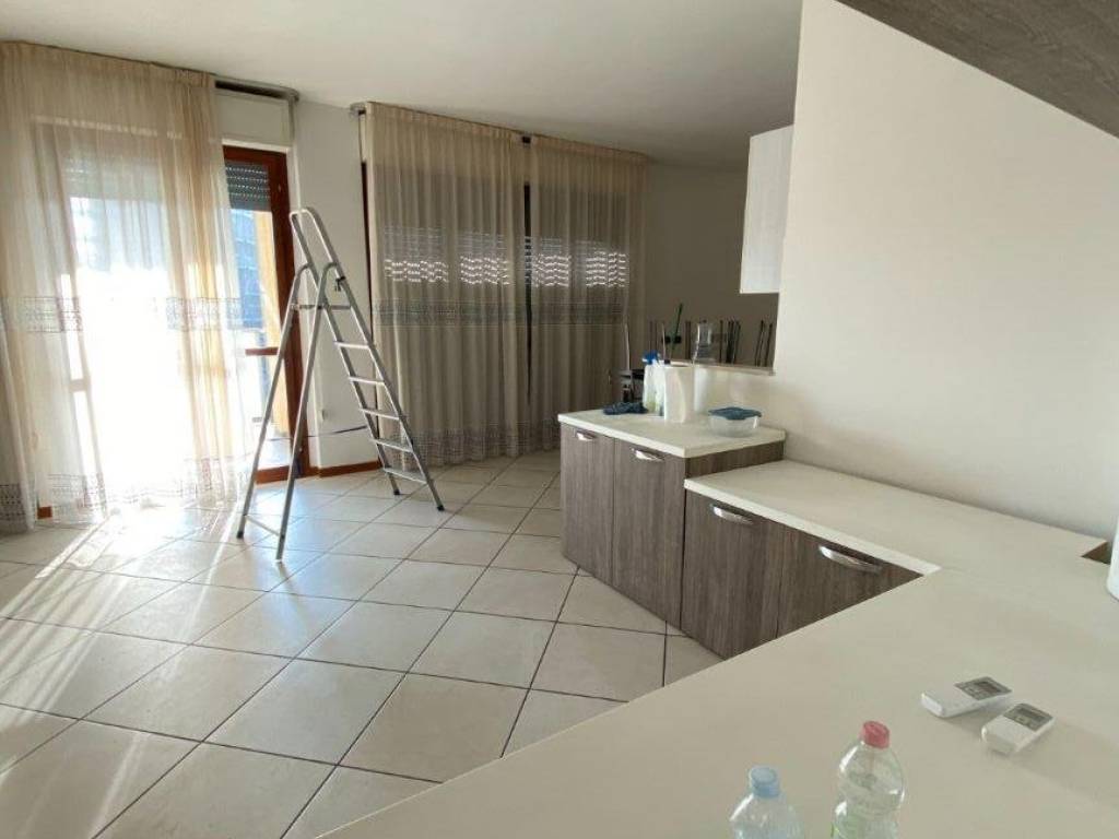 Appartamento a Novara in Via Andrea Costa - Foto 5