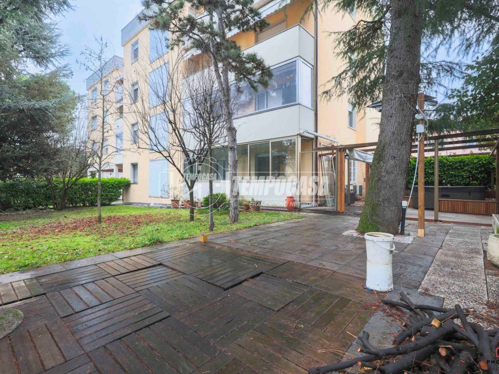 Appartamento a Castel san pietro terme in Via Mario Martelli - Foto 5