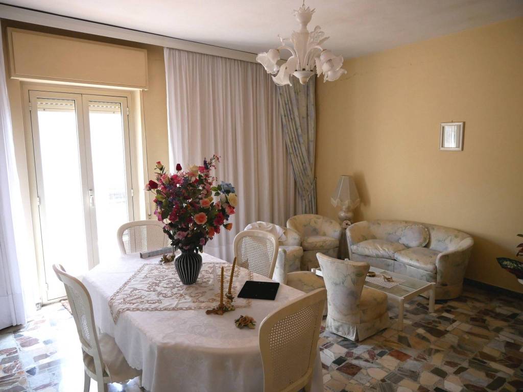 Appartamento a Cagliari in Via Tonale - Foto 2