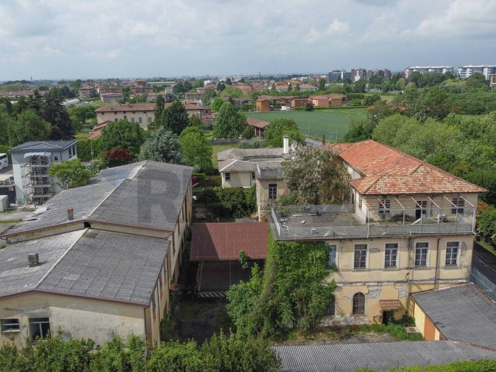 Palazzo / stabile a Bergamo in Via Vittorio Gasparini, 18 - Foto 5