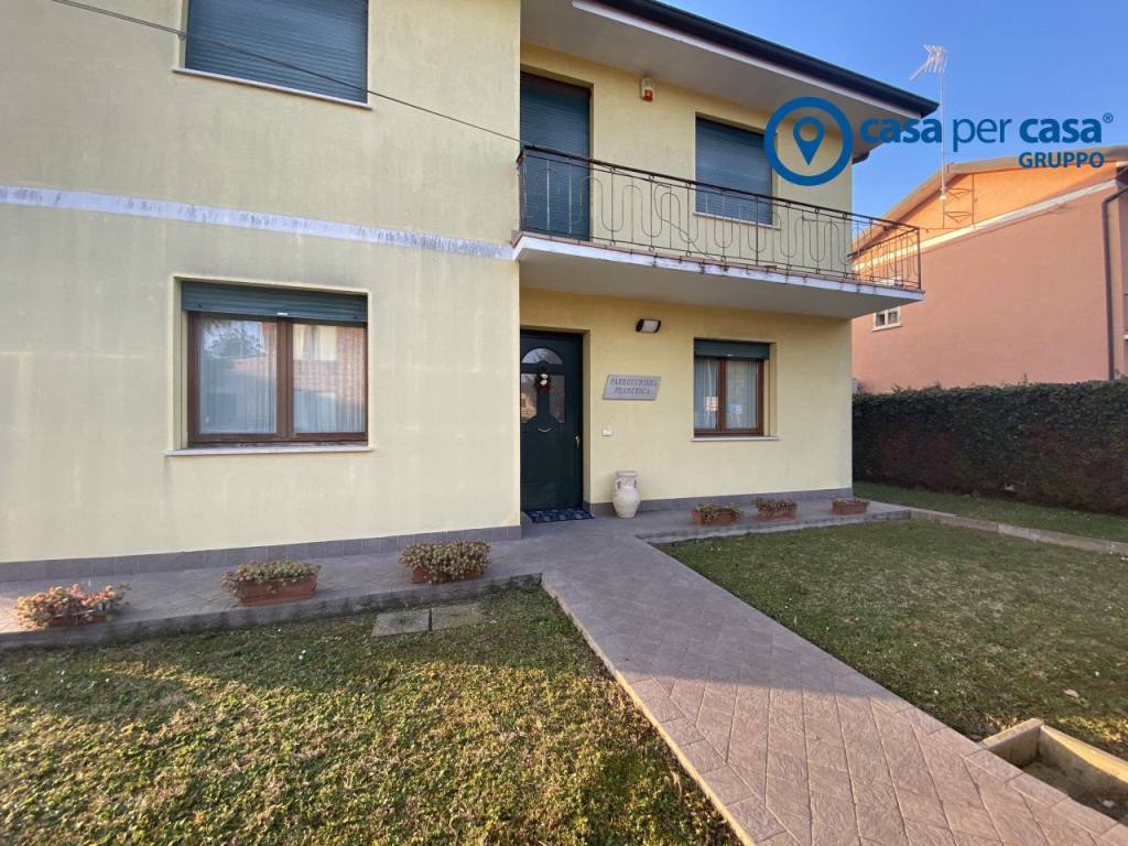 Casa indipendente a Crespino in Crespino, Via Santi Martino e Severo - Foto 2