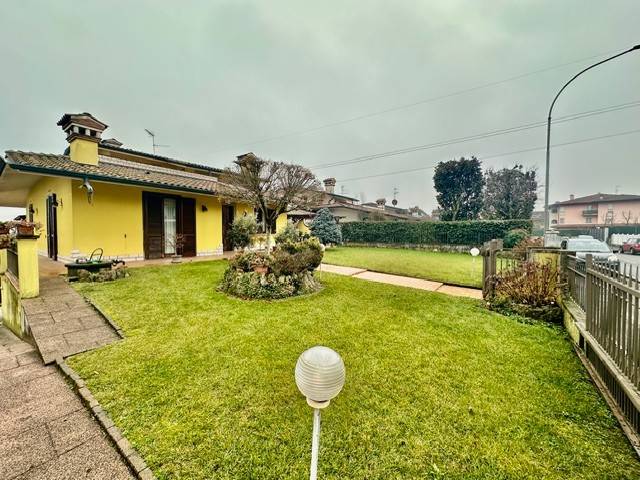 Villa a Chiari - Foto 2