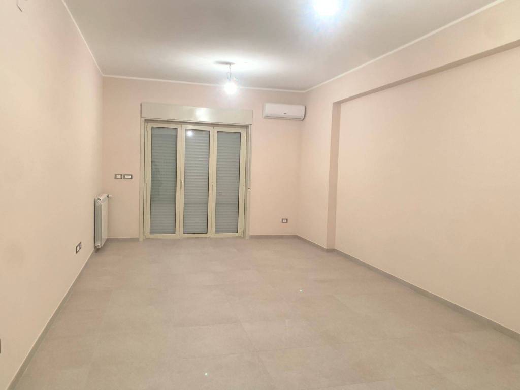 Appartamento a Milazzo in Via Massimo Scala, 26 - Foto 4