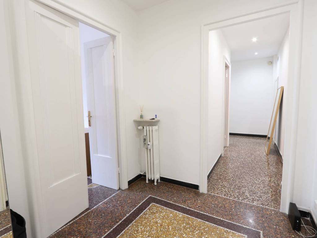 Appartamento a Genova in Via Felice Cavallotti - Foto 3