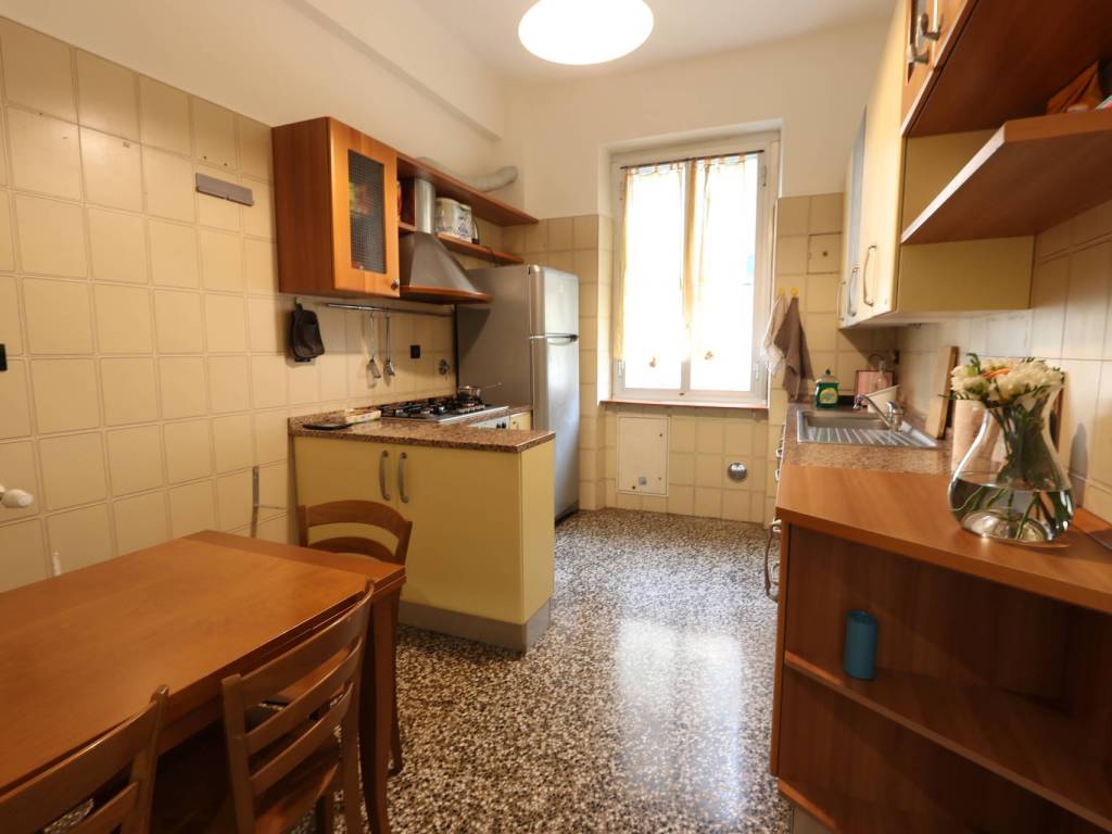 Appartamento a Genova in Via Felice Cavallotti - Foto 4