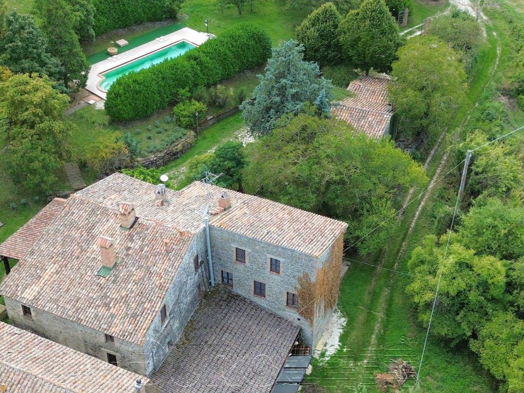 Rustico / casale a Gubbio in Strada Provinciale di Montelovesco - Foto 3