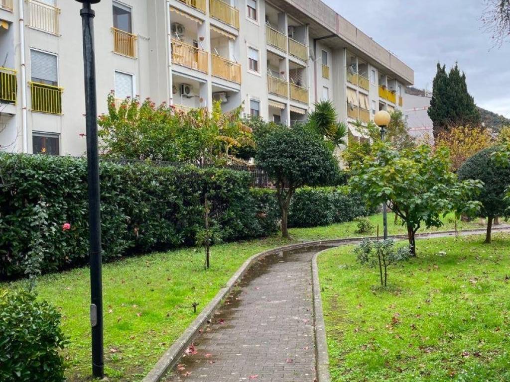 Appartamento a Salerno in Via Marchiafava, 14 - Foto 2