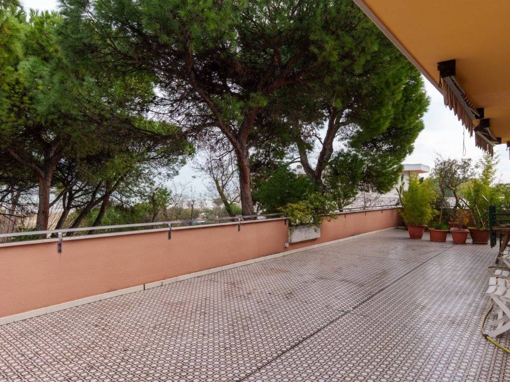 Attico / mansarda a Pescara in Viale della Riviera, 287 - Foto 4