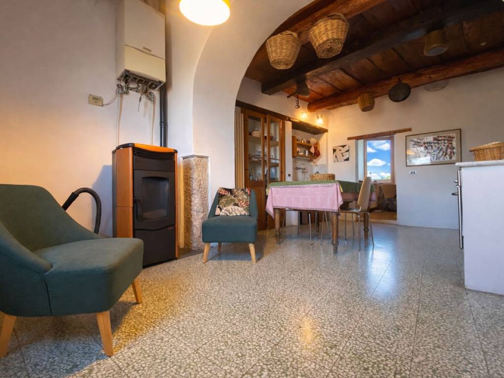 Appartamento a Toffia in Via Castel di Dentro, 22 - Foto 3