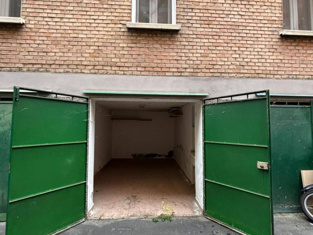 Box / garage a Bologna in Via Serafino Calindri, 12 - Foto 3