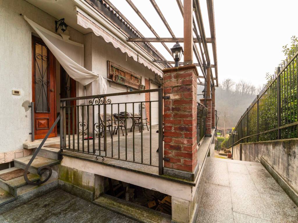 Villa a Gassino torinese in Strada In Valle, 17 - Foto 4