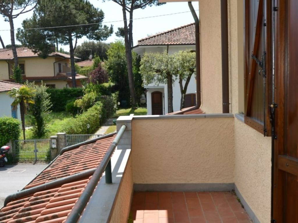 Villa a Pietrasanta in Via Piave - Foto 4