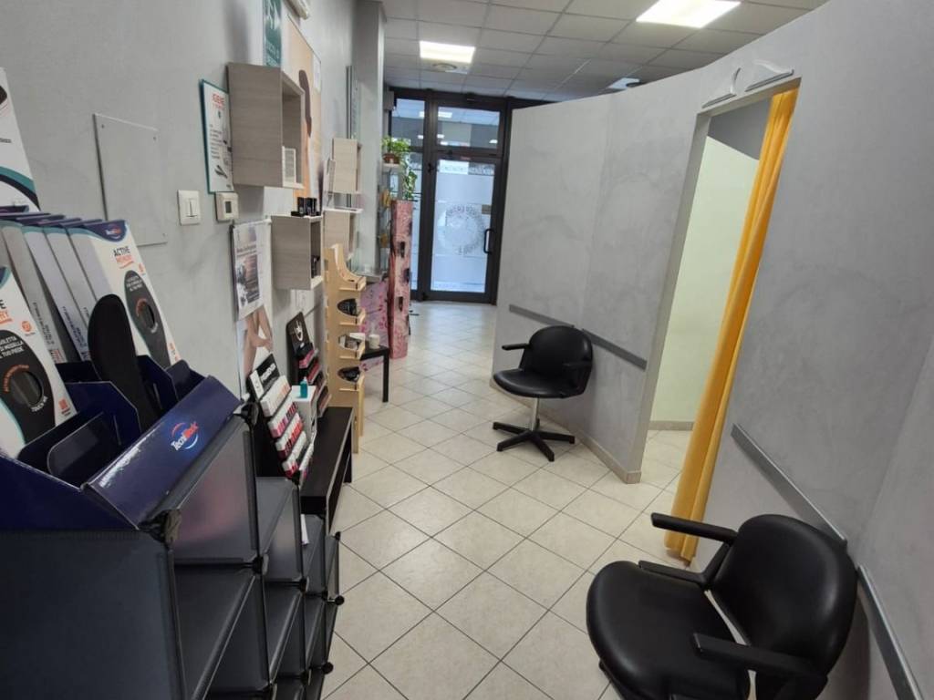 Immobile a Bollate in Via Caduti Bollatesi, 16 - Foto 2