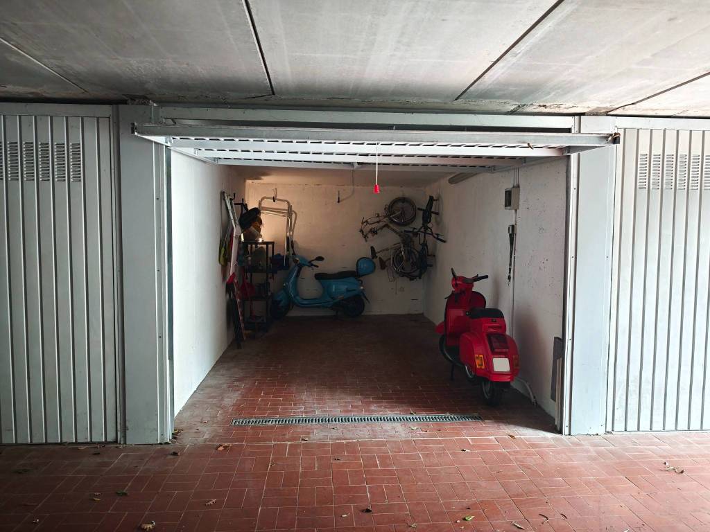Box / garage a Arenzano in Via di Francia, 9 - Foto 2