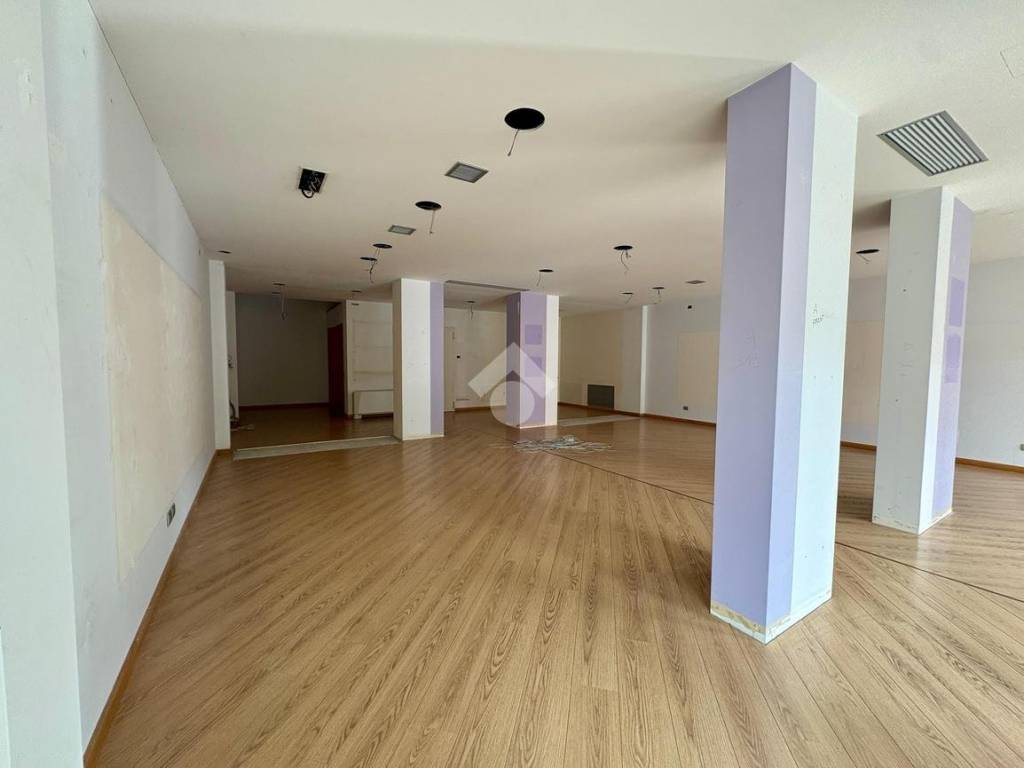 Immobile a Albino in Viale Aldo Moro, 2 - Foto 4