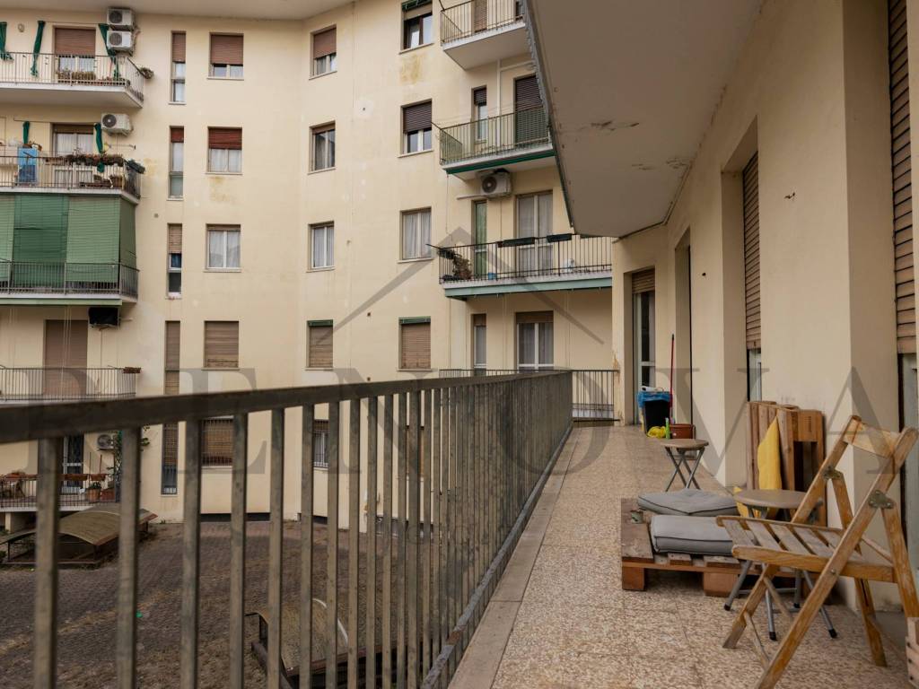 Appartamento a Verona in Via Cantarane, 14 - Foto 4