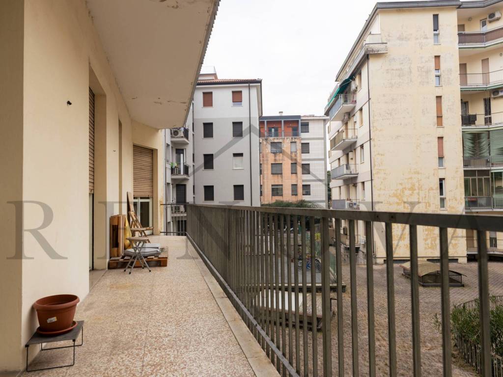 Appartamento a Verona in Via Cantarane, 14 - Foto 5