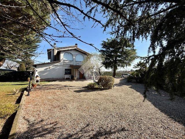 Villa a Montefiascone in VIA POGGIO DELLA FRUSTA, 1 - Foto 4