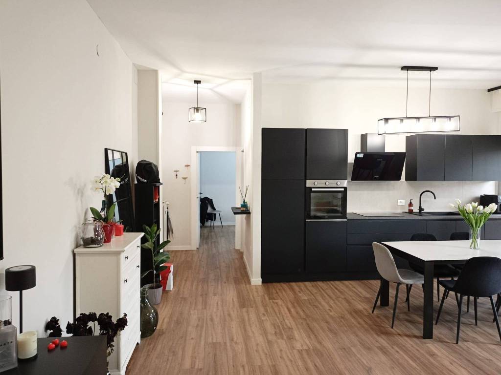 Appartamento a Foligno in Corso Camillo Benso di Cavour - Foto 5