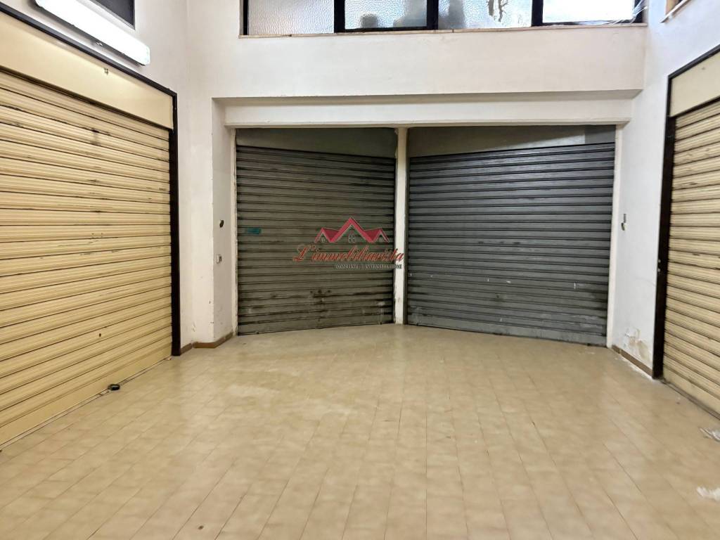 Box / garage a Valenzano in Via Santa Croce - Foto 4