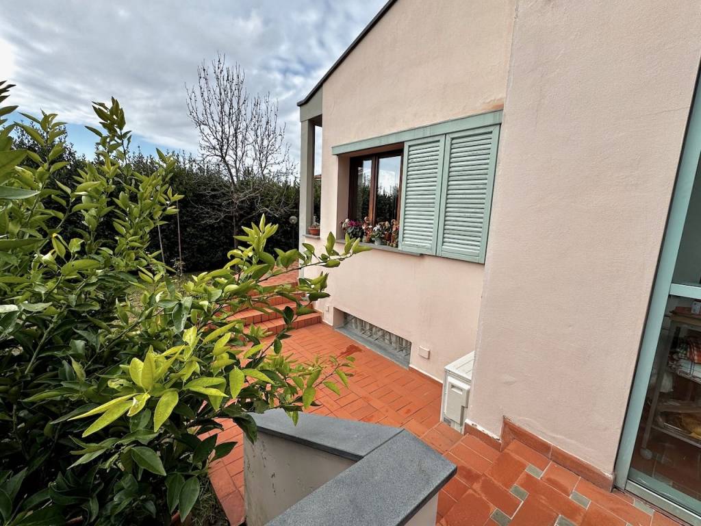 Villa a San giuliano terme in Via Trieste Asciano - Foto 4