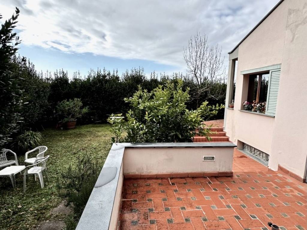 Villa a San giuliano terme in Via Trieste Asciano - Foto 5