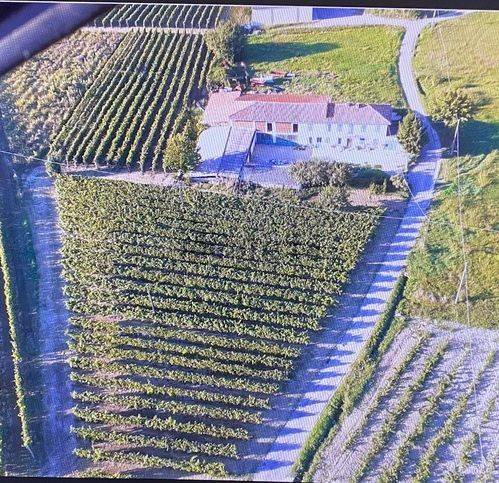 Villa a Agliano terme in Regione Vianoce, 17 17 - Foto 3