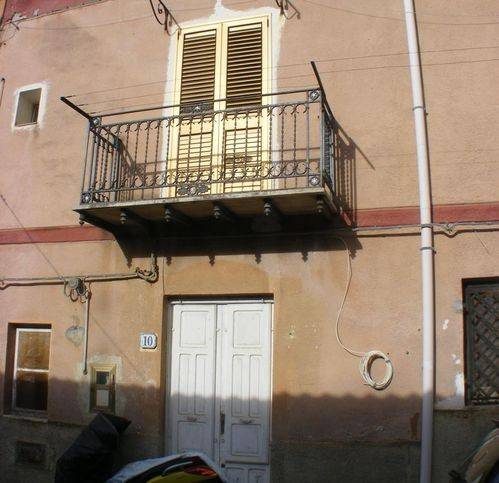 Villa a Campofelice di roccella in Via Salvatore Vazzana 10 - Foto 2
