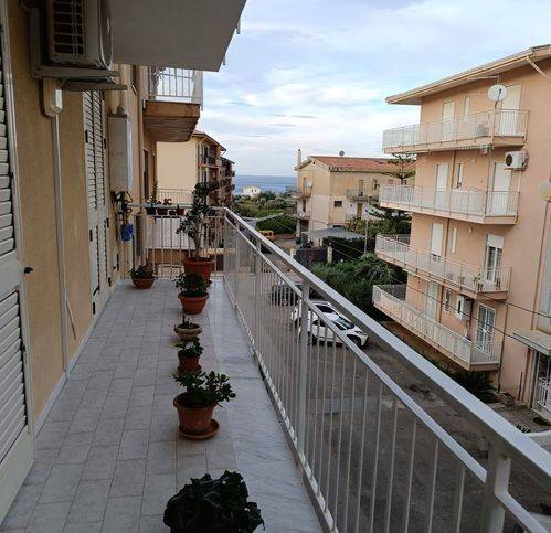 Appartamento a Campofelice di roccella in Italia 3 - Foto 2