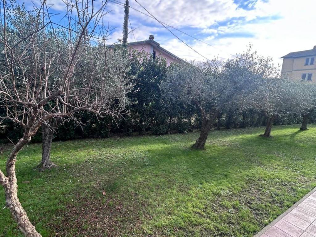 Villetta a schiera a Sarzana in Via Pallodola, 35 - Foto 5